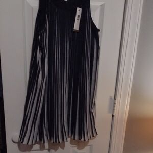 Black and White Striped Sleeveless Dress